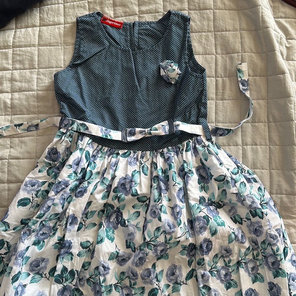 Kids polka dots and flower detail dress with detachable bow belt